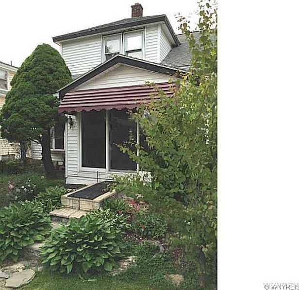 2nd image of 31 Narragansett Rd