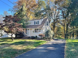 70 Buchanan Street, Pearl River, NY 10965