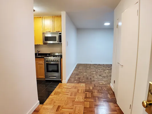 Rented by Corcoran | media 20