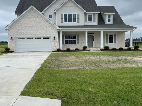 2732 Windflower Lane, Grimesland, NC 27837