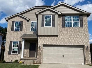 8420 Gateway Run Rd, Louisville, KY 40229