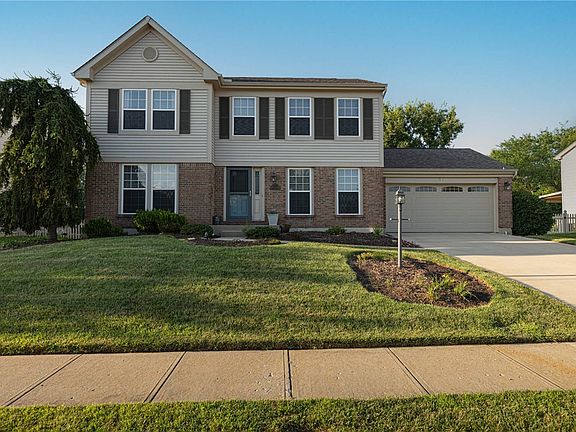 3rd image of 2055 Rosina Dr