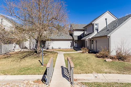 316 Cobblestone Dr Photo 1