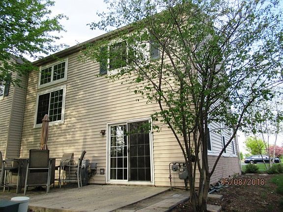 3rd image of 1003 Brush Hill Cir
