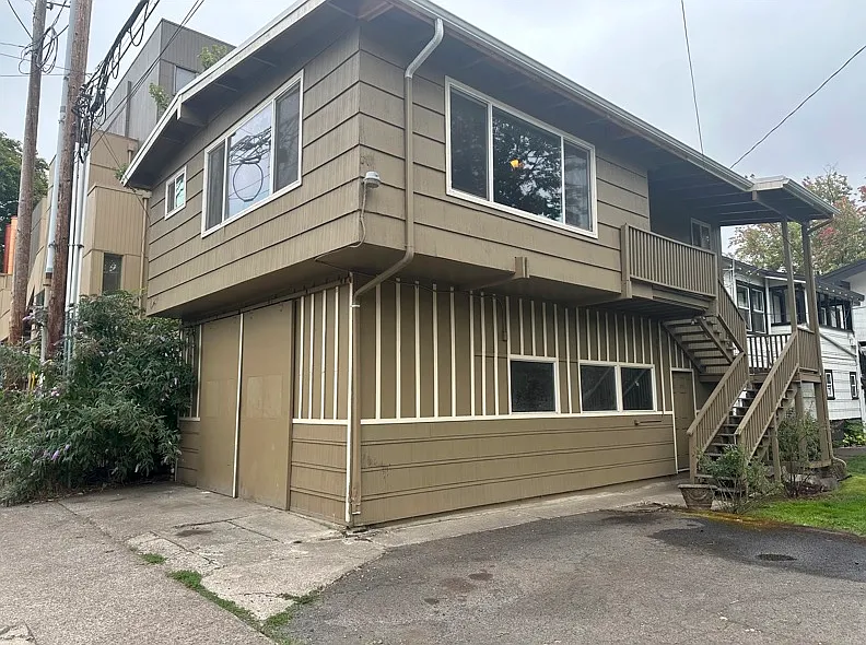 351 W 10th Ave #3/4