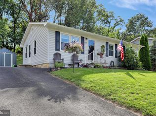 228 Orchard St, Front Royal, VA 22630