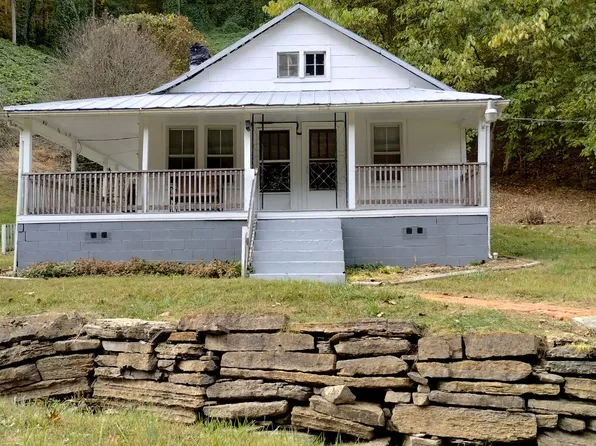 1978 Flower Gap Rd, Blackwater, VA 24221