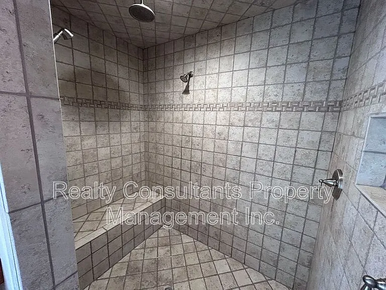 4540 Pebble Lake Dr — Photo 58