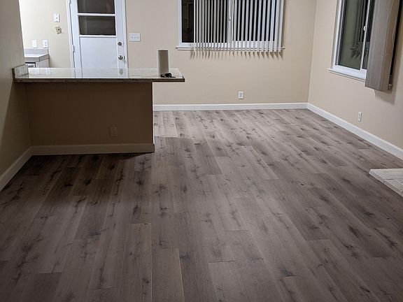 3rd image of 2768 Woodmoor Dr
