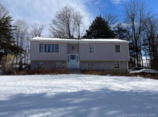 9 Wine Sap Run, Bethel, CT 06801