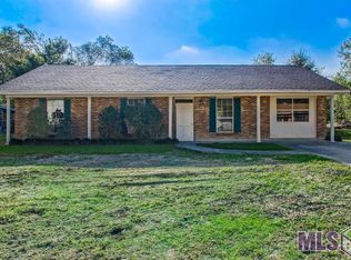 1910 Jerlyn Dr, Denham Springs, LA 70726
