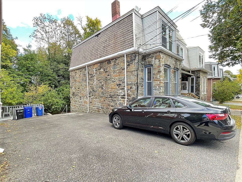 2nd image of 31 Newton St