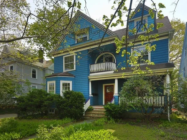 340 Lake Ave #2, Newton, MA 02461