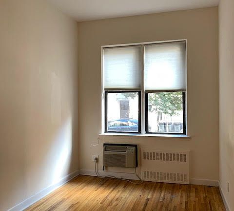 2nd image of 407 E 88th St APT 1A