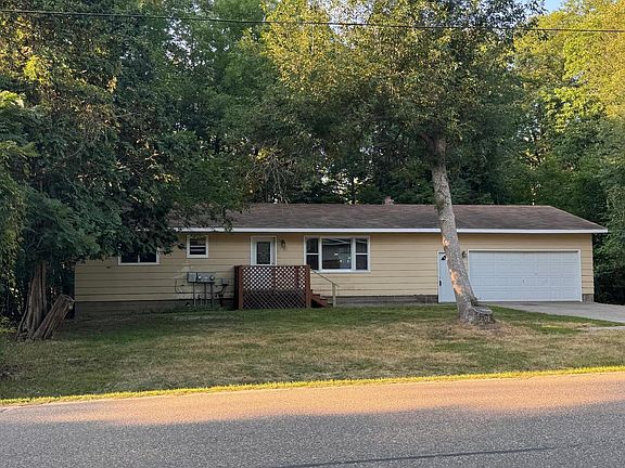2nd image of 8776 Dorothy Ave