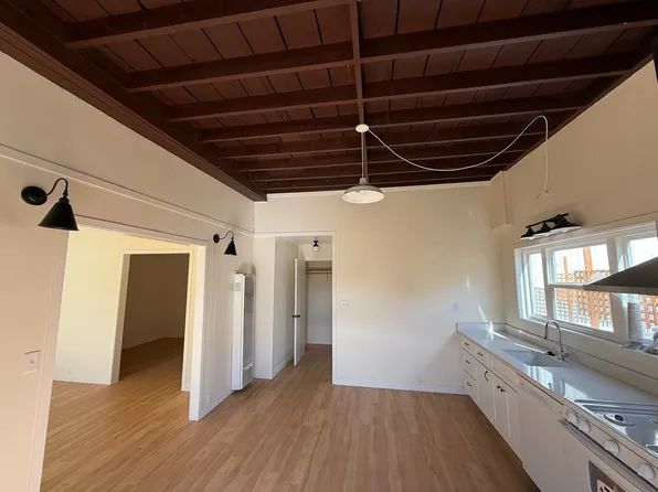 990 6th St #3, Arcata, CA 95521