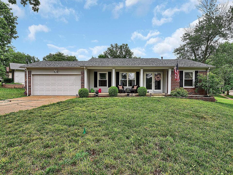 2nd image of 362 Napoli Ct
