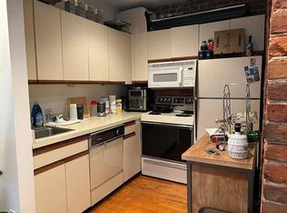38 Charter St APT 3R, Boston, MA 02113