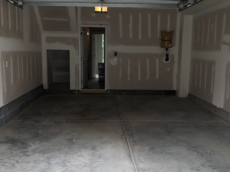 2313 Silver Crescent Dr — Photo 20