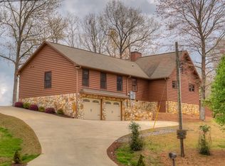 8 Zane Dr, Ellijay, GA 30540