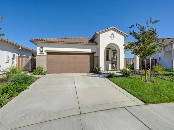 4520 Trout Lily Ln, Roseville, CA 95747