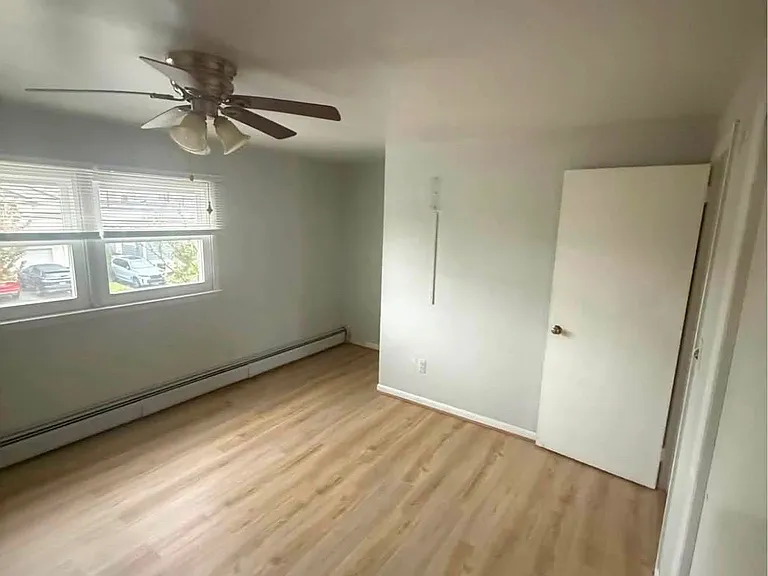 119 Garibaldi Ave #2 — Photo 2