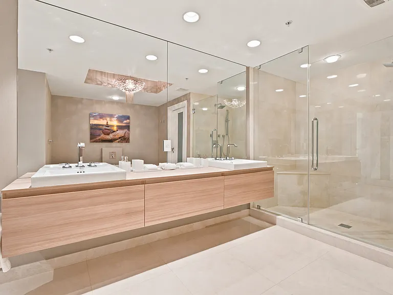 17301 Biscayne Blvd #2010 — Photo 15