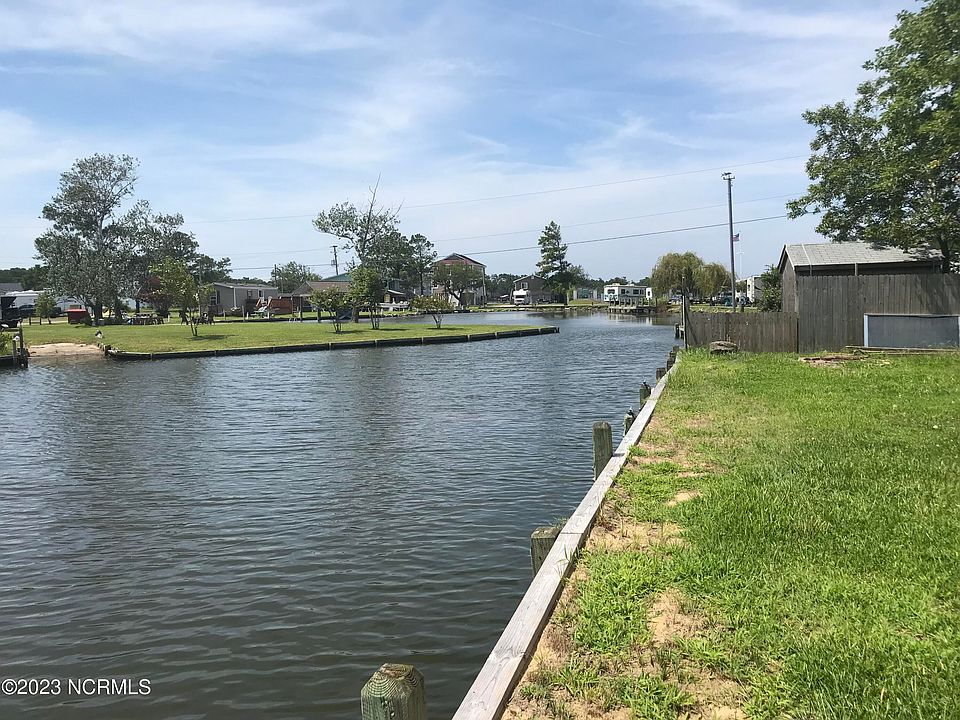 2nd image of 106 Inlet Lane
