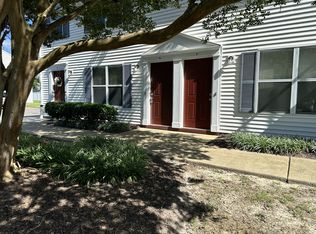 2018 E Pembroke Ave, Hampton, VA 23664