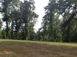 138 E Lake Devernia Dr, Longview, TX 75604