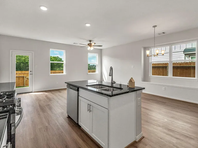 27839 Western Creek Ct — Photo 10
