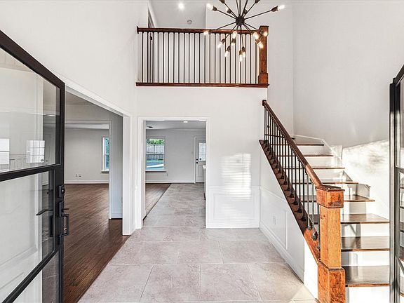 4th image of 4810 Bayou Vista Dr