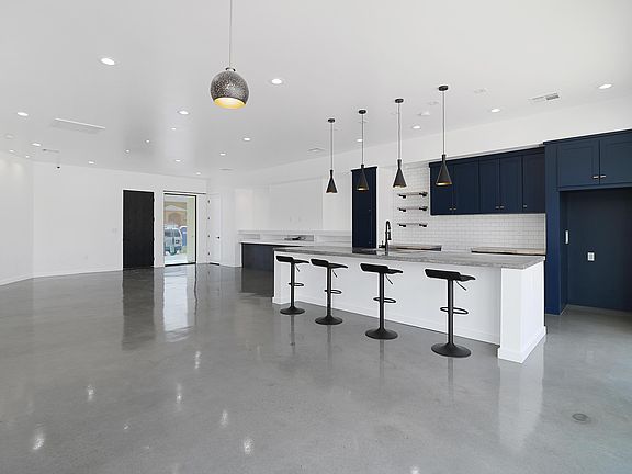 4th image of 3869 Tierra Campa Dr