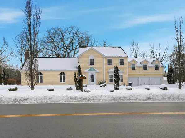 825 E McCreight Ave, Springfield, OH 45503