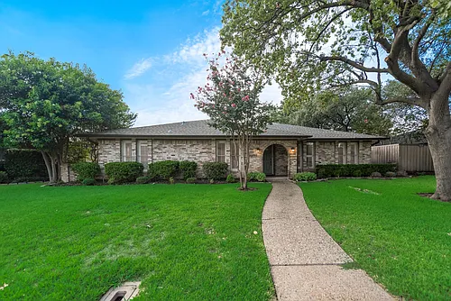 16095 Longvista Dr Photo 1