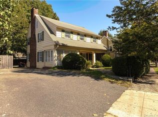 99 E Rock Rd, New Haven, CT 06511