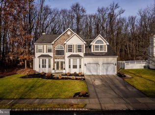 22 Taisley Ln, Burlington, NJ 08016