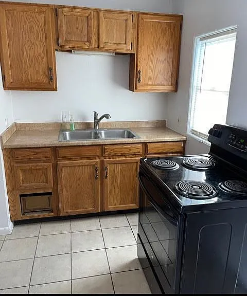 143 W Pima Ave #2 — Photo 4