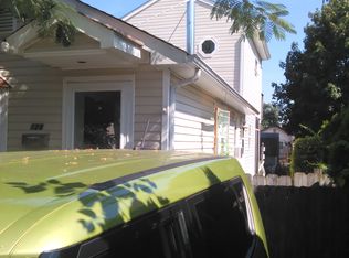 128 Harbor Way, Laurence Harbor, NJ