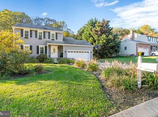 8333 Sail Ct, Pasadena, MD 21122