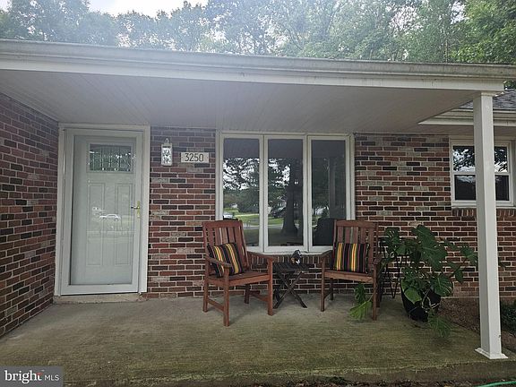 3rd image of 3250 Andrews Lake Rd