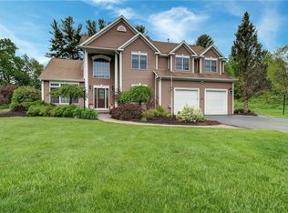 4893 Buxton Dr, Syracuse, NY 13215