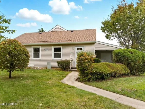 119 Muhlen Platz #A, Freehold, NJ 07728