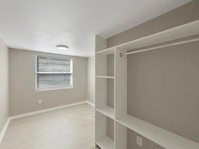 955 9th Ave S #2 — Photo 10
