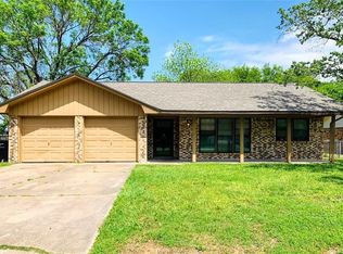 1801 Medina Dr, College Station, TX 77840