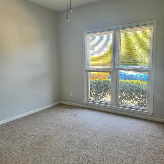 Saint Ives Ct — Photo 25
