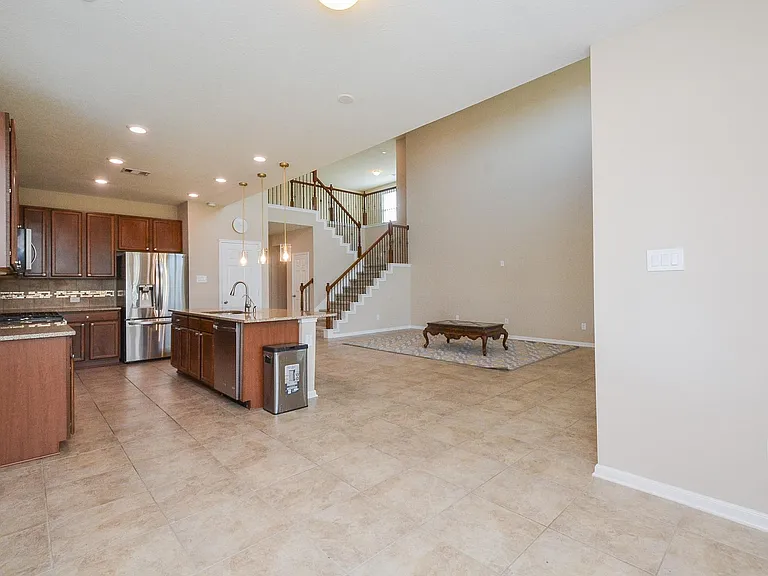 8019 Cheyenne Hills Trl — Photo 13