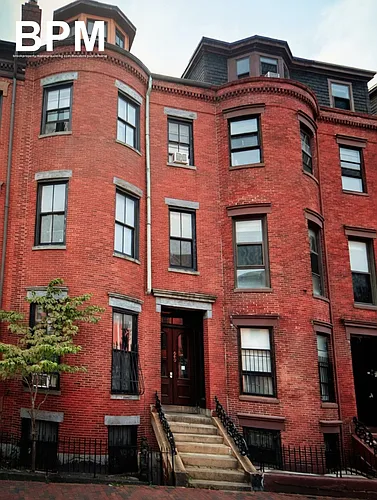 669 Massachusetts Ave #2 Photo 1