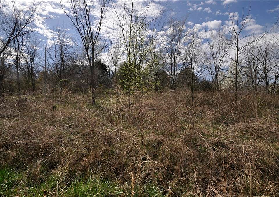 1st image of 17 Skelton Dr