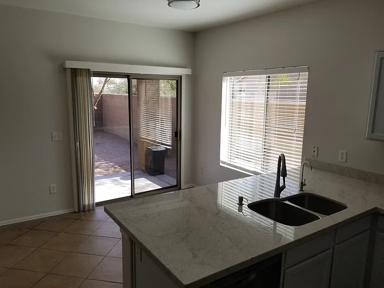 21823 N 40th Way — Photo 6
